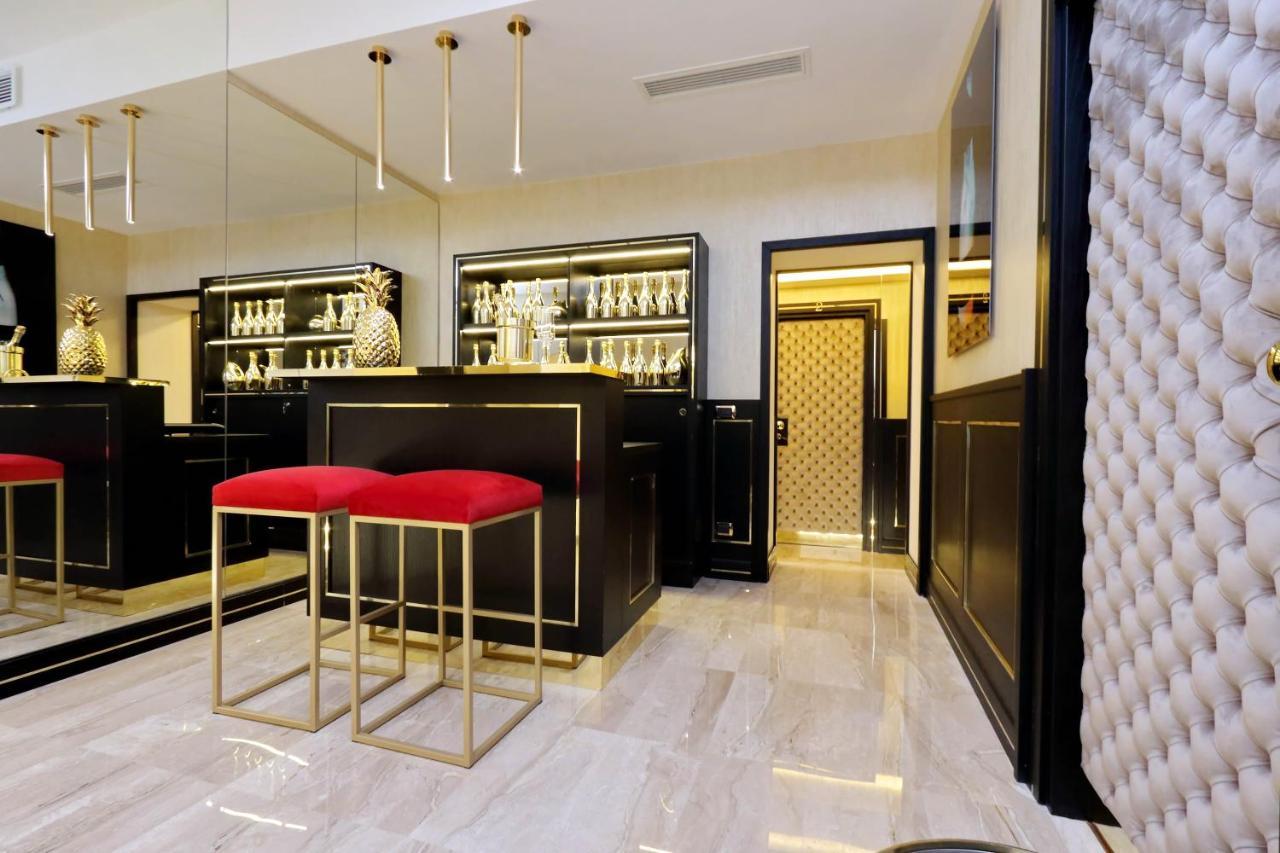 Trevi Diamond Luxury Suites & Jacuzzi Rom Exterior foto