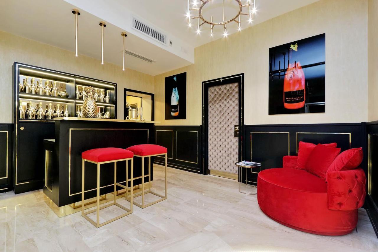 Trevi Diamond Luxury Suites & Jacuzzi Rom Exterior foto