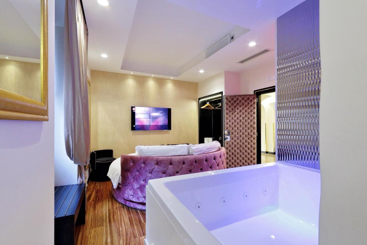 Trevi Diamond Luxury Suites & Jacuzzi Rom Exterior foto