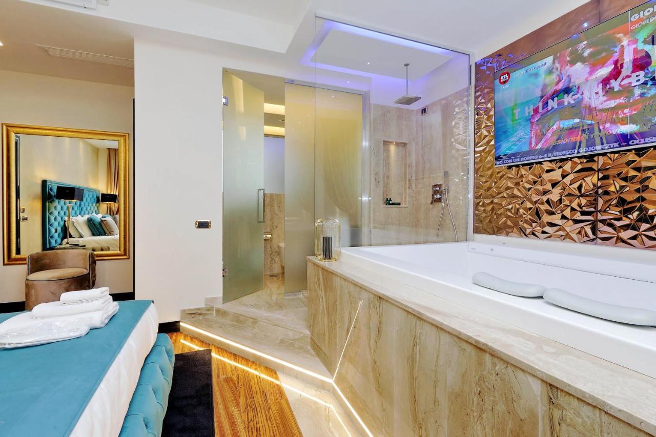 Trevi Diamond Luxury Suites & Jacuzzi Rom Exterior foto